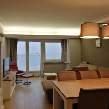 Lovely N° 9 Op Ieder Moment Prachtig Zeezicht & Zwembad Appartamento Middelkerke
